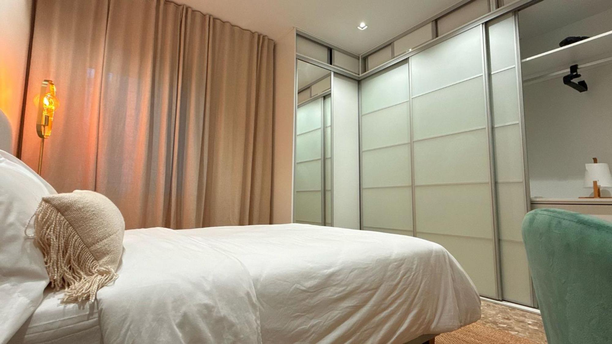 Valencia, Netflix, 4 Mins Walk To The Habitación en casa particular *