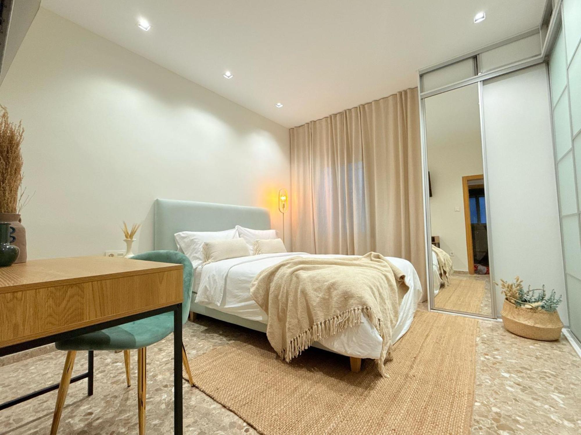 Habitación en casa particular Valencia, Netflix, 4 Mins Walk To The Valencia